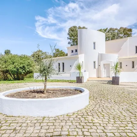 Beleza Villa *
